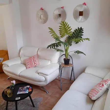 Maison Avec Cour à 10min De Liège Apartamento Herstal