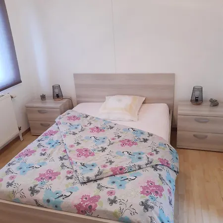 Apartamento Maison Avec Cour à 10min De Liège Herstal