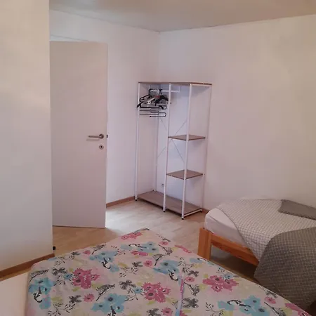 Agreable Maison Avec Cour A 10min De Liege דירה