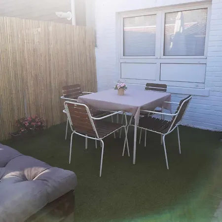 Διαμέρισμα Agreable Maison Avec Cour A 10min De Liege *